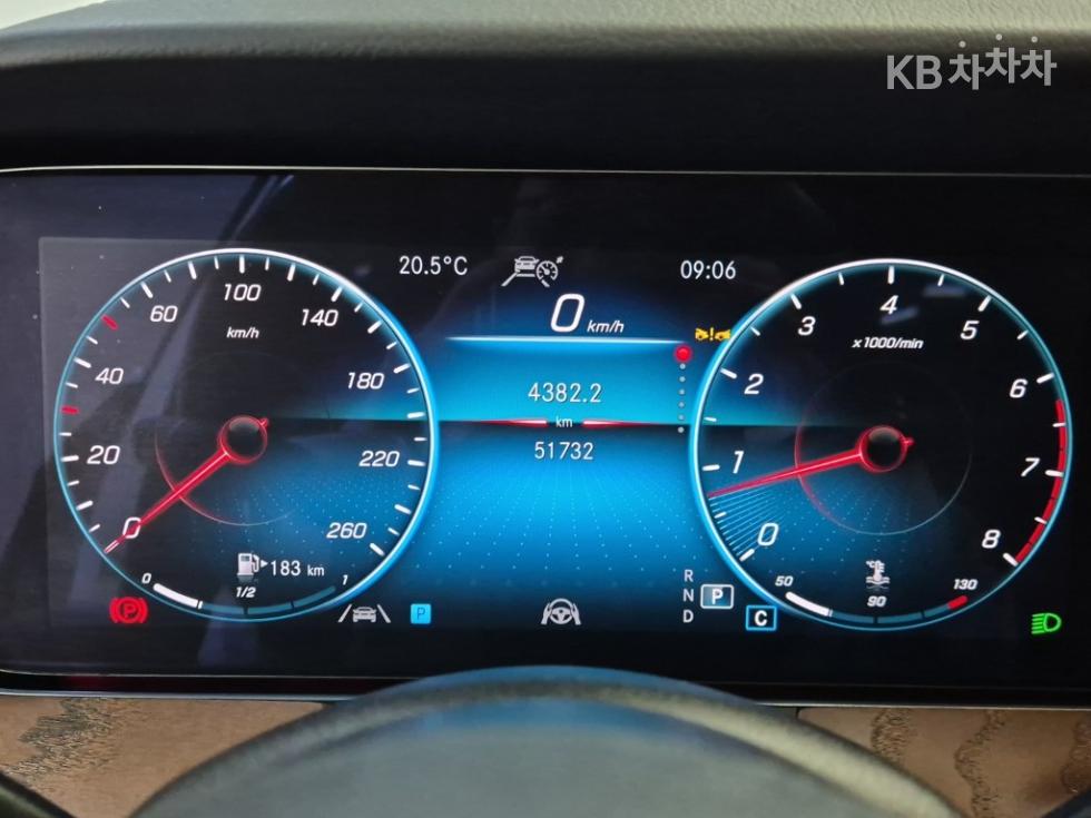 Mercedes-Benz E-klasse — miniaturë 6