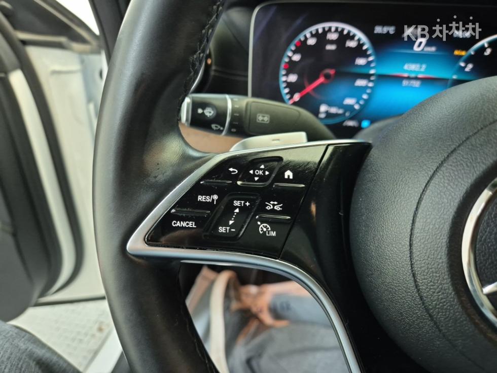 Mercedes-Benz E-klasse — miniaturë 16