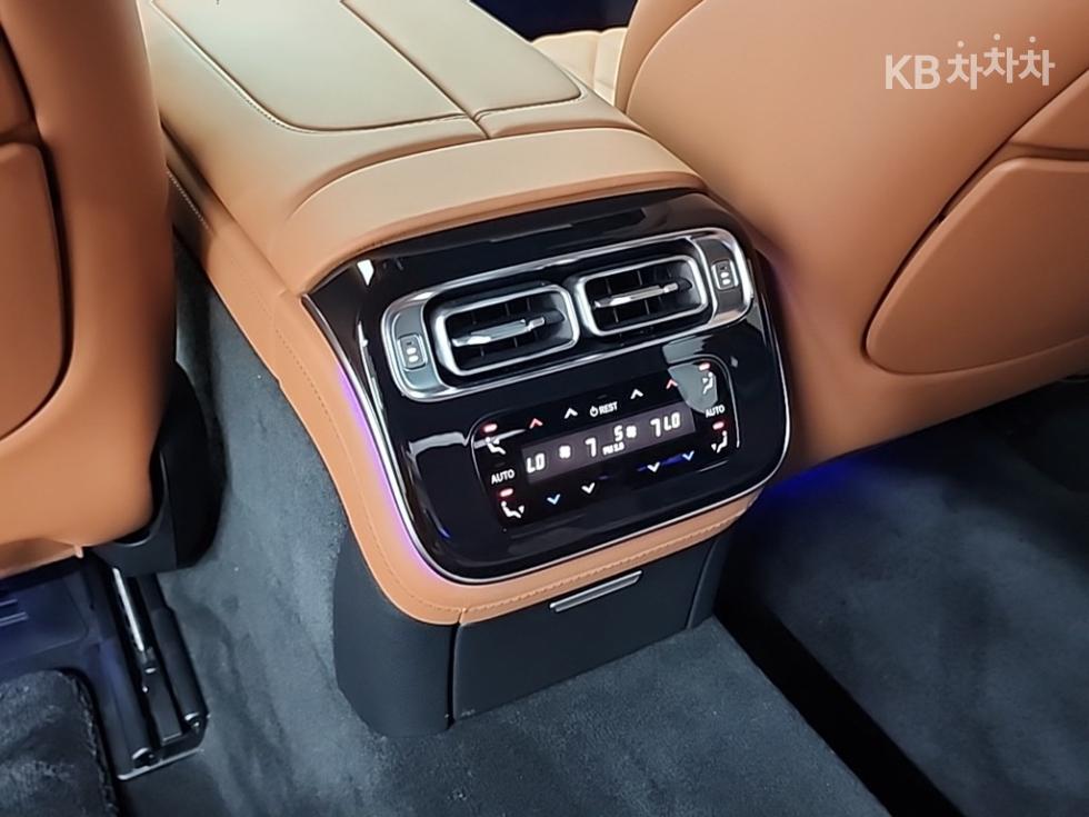 Mercedes-Benz S-klasse — miniaturë 13