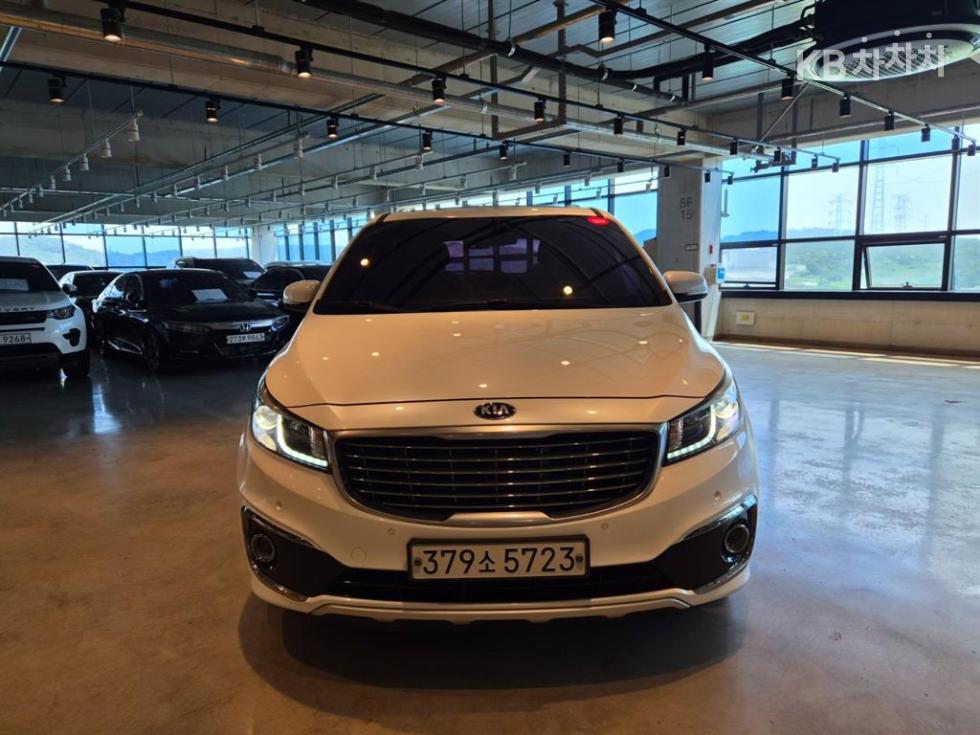 Kia Карнивал