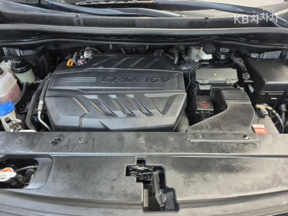Kia Carnival — miniaturë 5