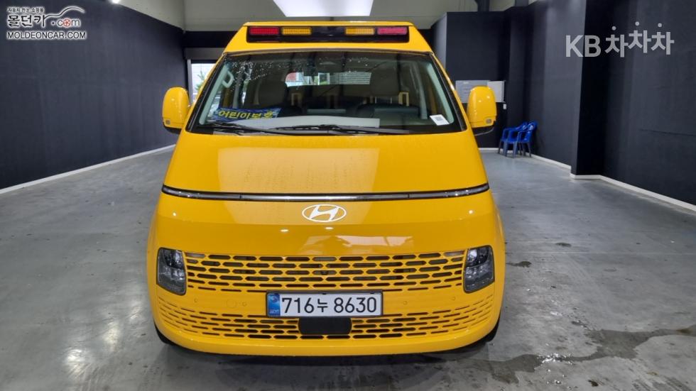 Hyundai Staria — miniaturë 3