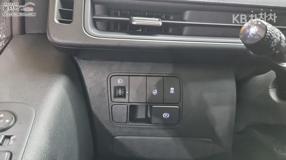 Hyundai Staria — miniaturë 16