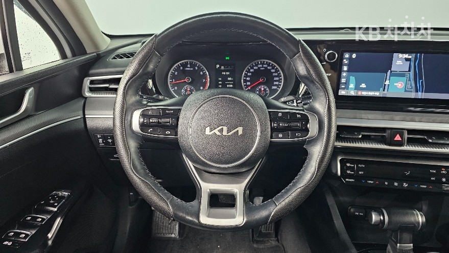 Kia K5 — miniaturë 14