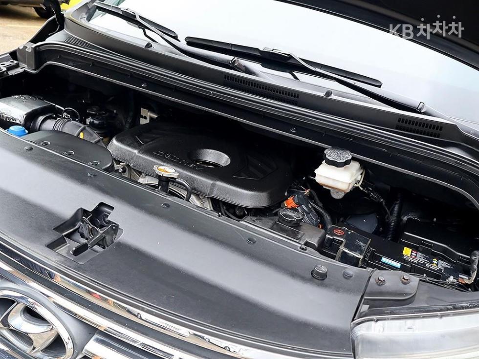 Hyundai Starex — miniaturë 18