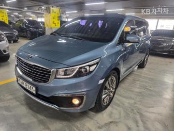 Kia Carnival 9인승 2.2 디젤 — foto 1
