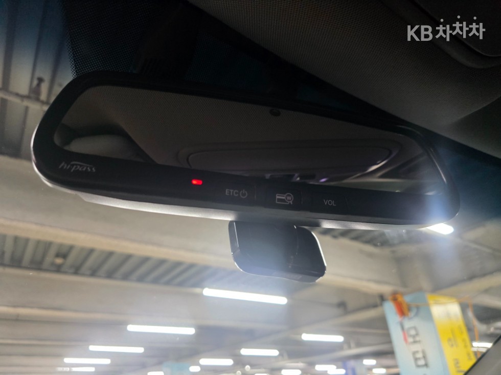 Kia Carnival — miniaturë 22