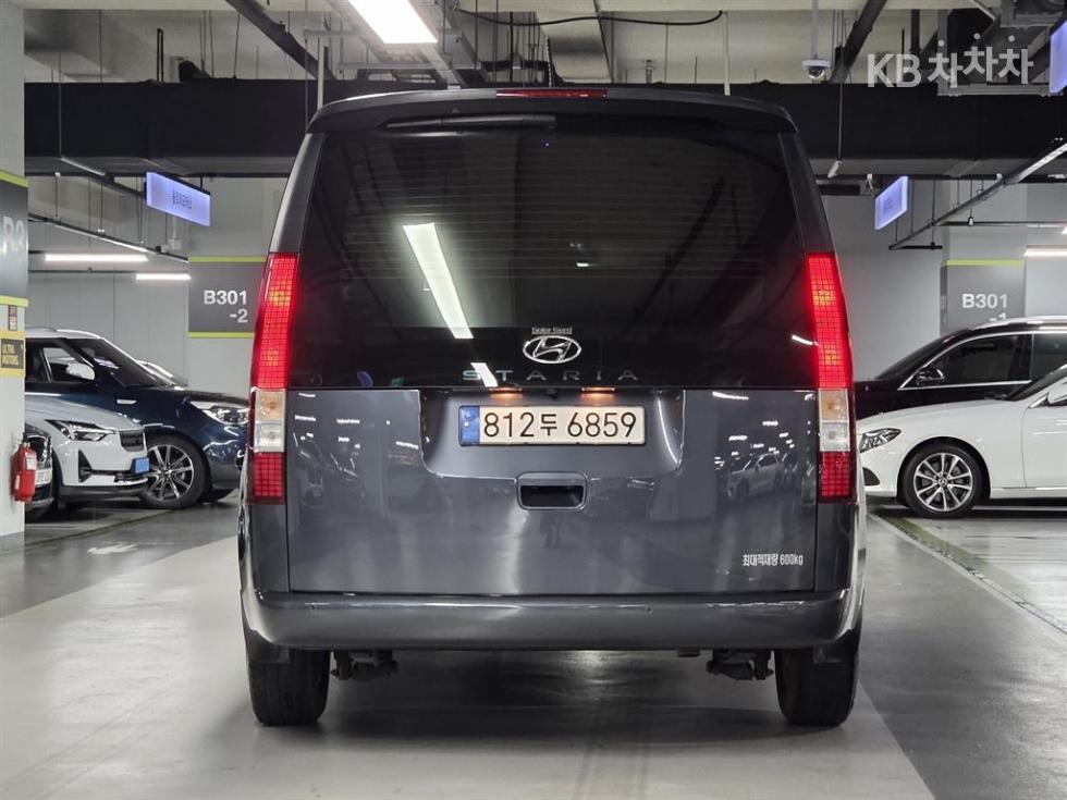 Hyundai Staria — miniaturë 4