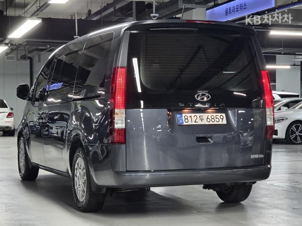 Hyundai Staria — miniaturë 5