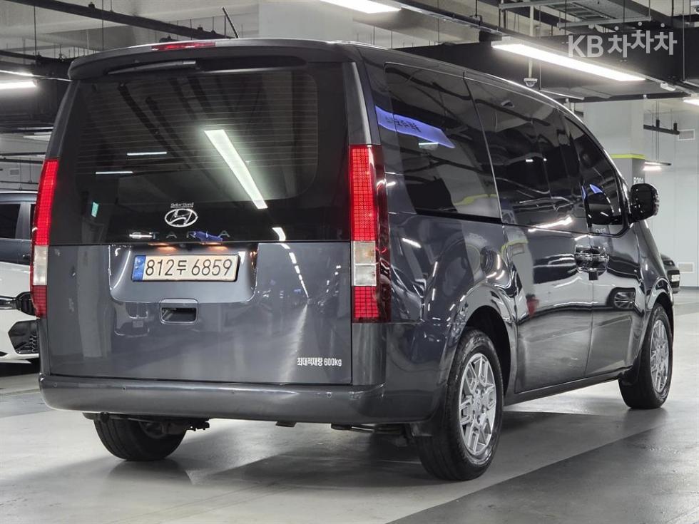 Hyundai Staria — miniaturë 6