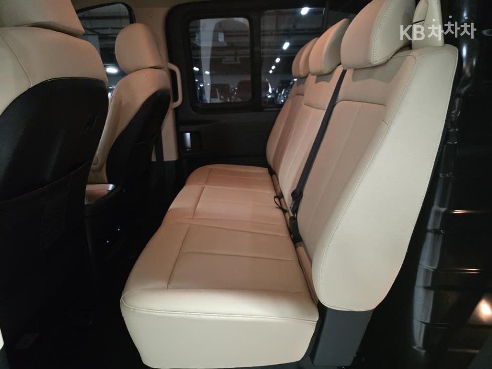 Hyundai Staria — miniaturë 9