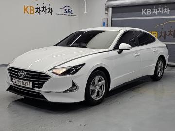 Hyundai Sonata 2.0 LPG 렌터카 — foto 1