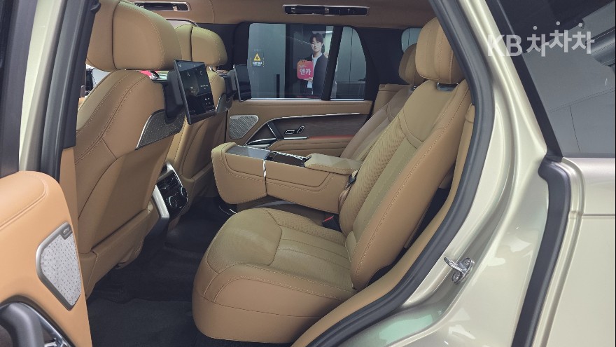 Land Rover Range Rover — miniaturë 4