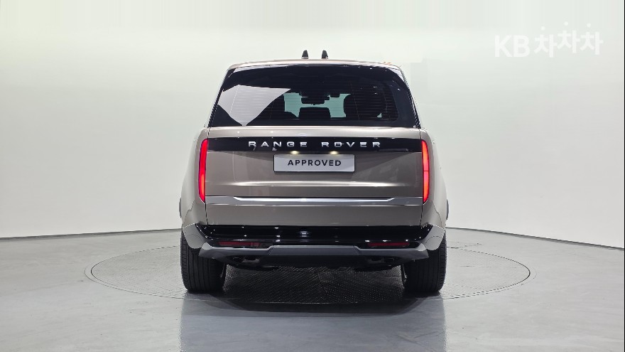 Land Rover Range Rover — miniaturë 6