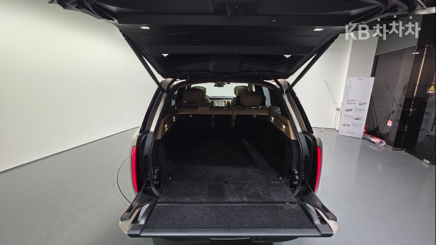 Land Rover Range Rover — miniaturë 10