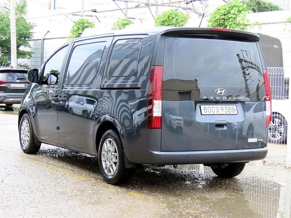 Hyundai Staria — miniaturë 3