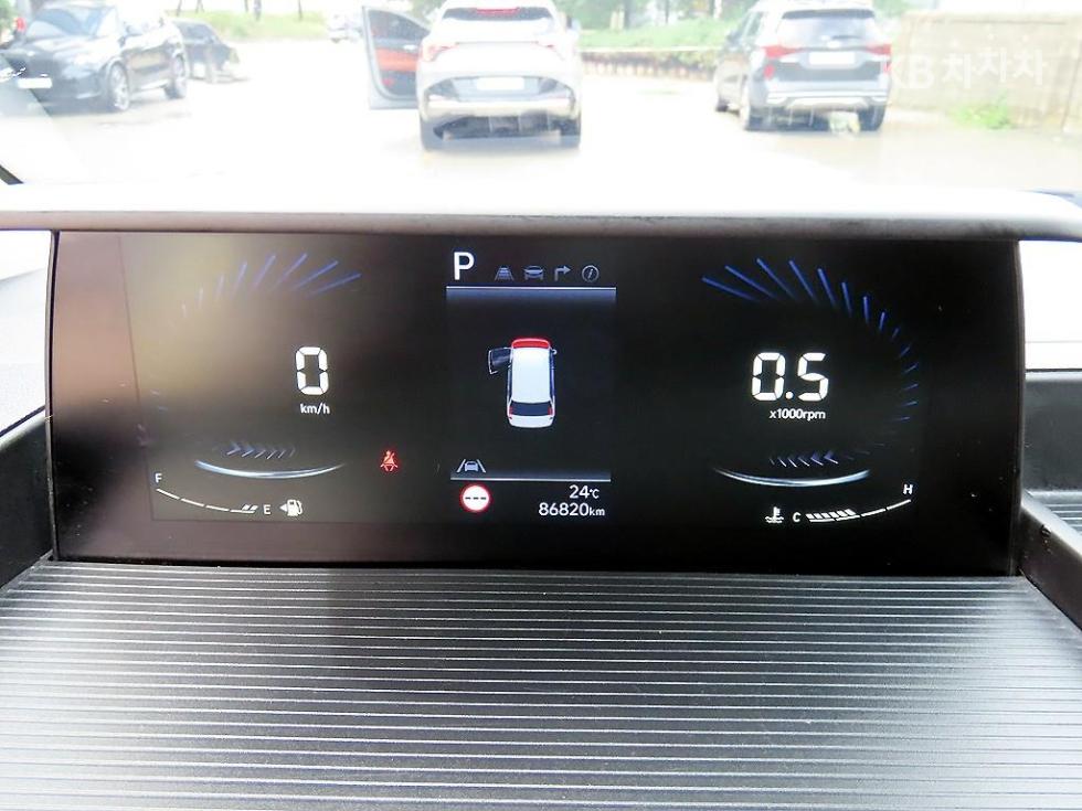 Hyundai Staria — miniaturë 9