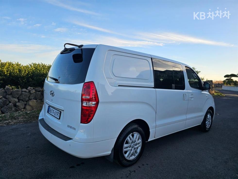 Hyundai Starex — miniaturë 3