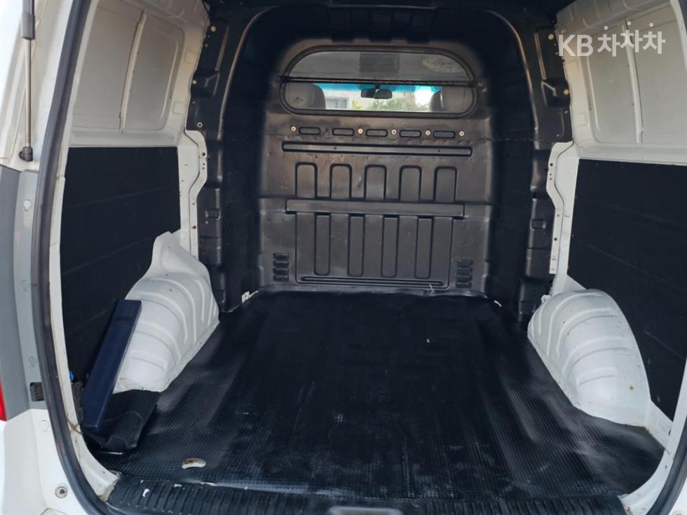 Hyundai Starex — miniaturë 7