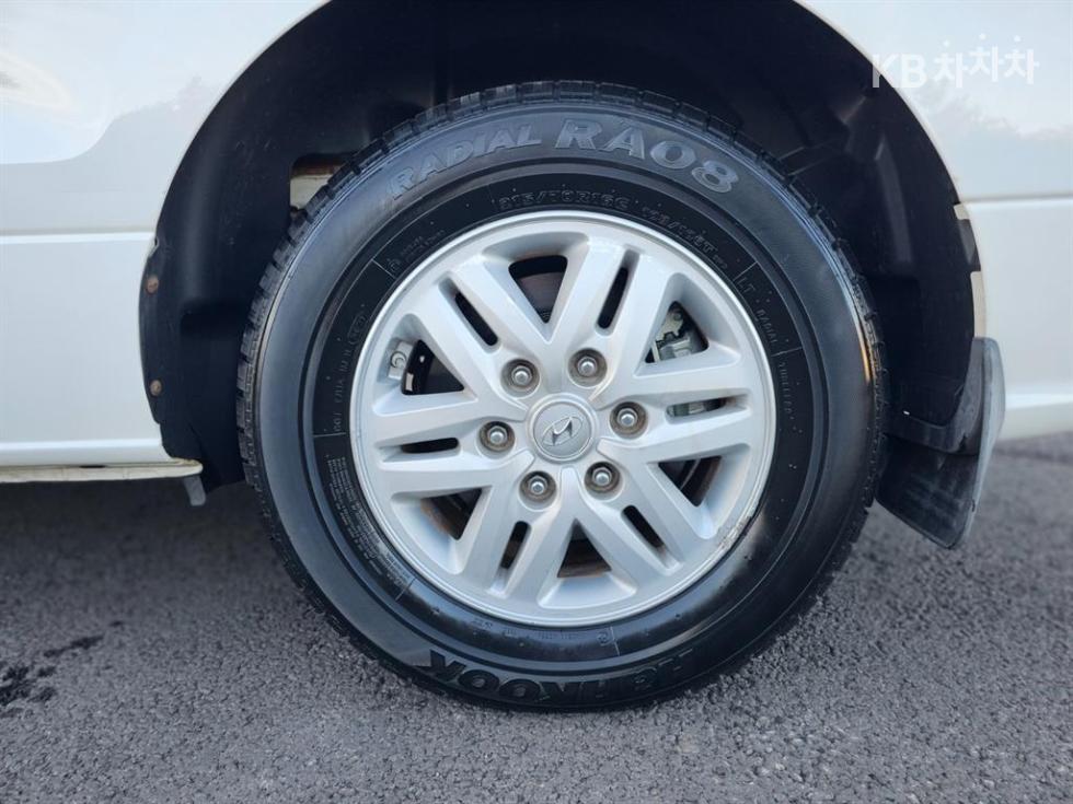 Hyundai Starex — miniaturë 17