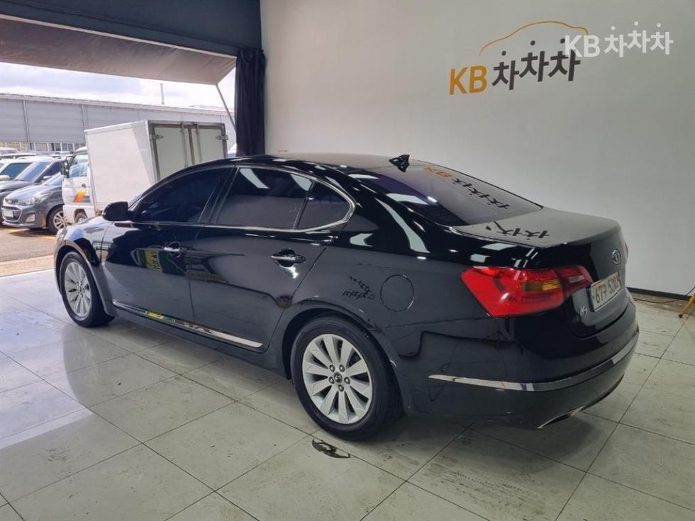 Kia K7 — miniaturë 4