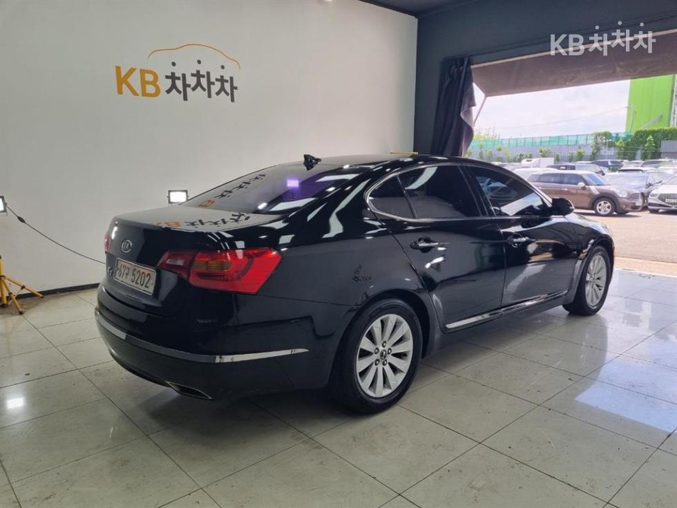 Kia K7 — miniaturë 5