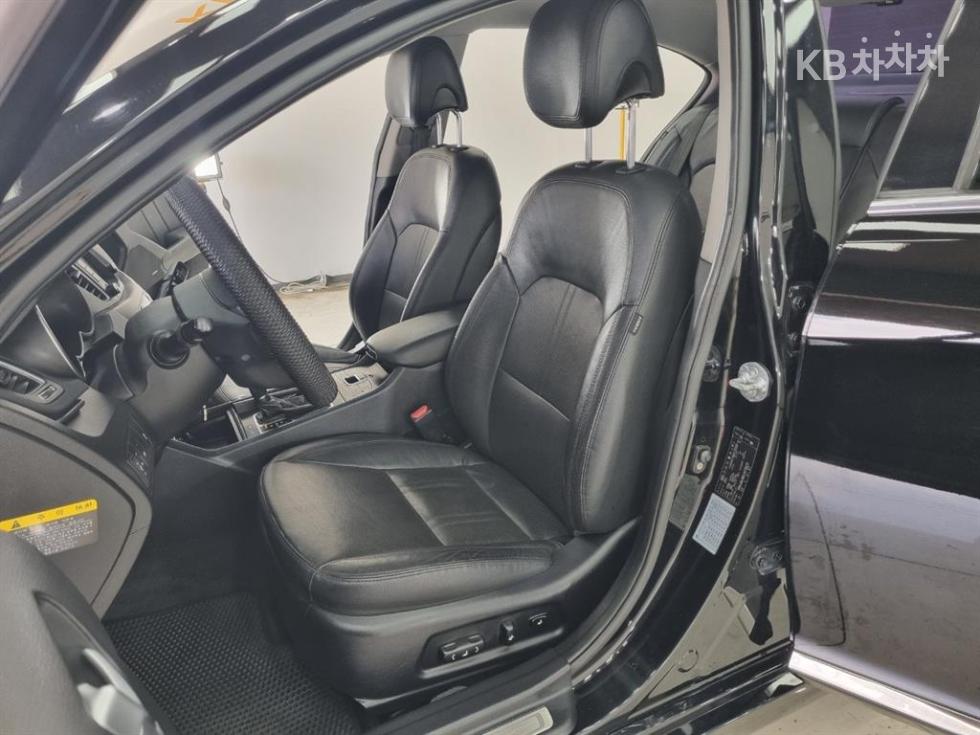 Kia K7 — miniaturë 18