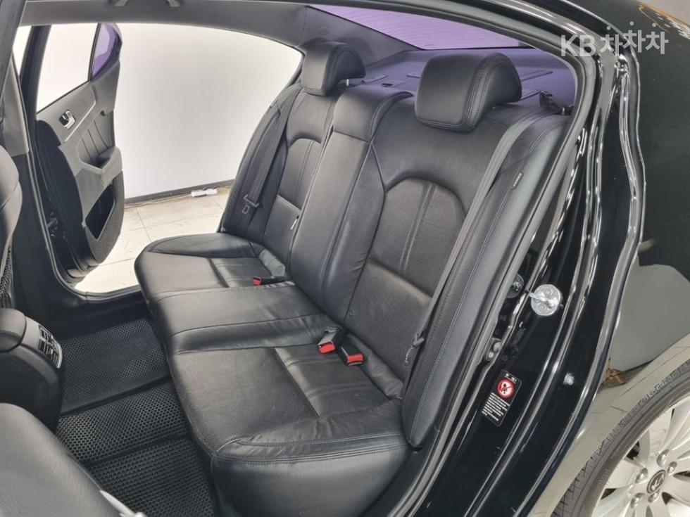 Kia K7 — miniaturë 19