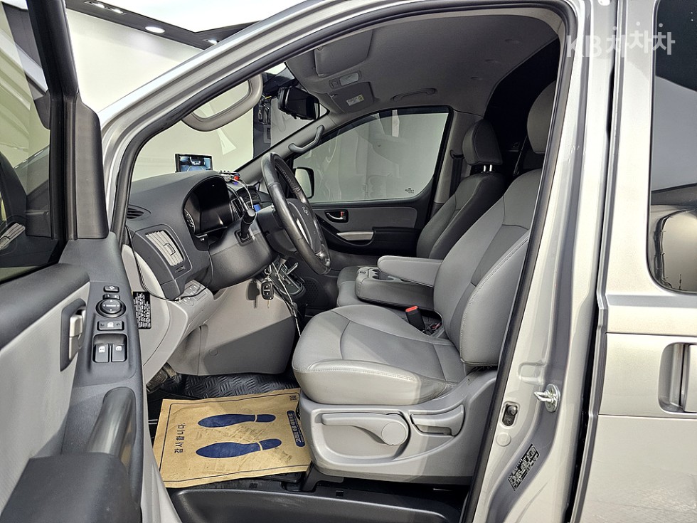 Hyundai Starex — miniaturë 8