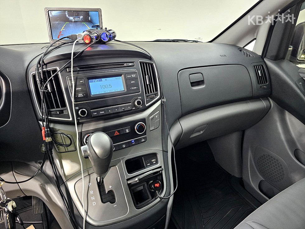 Hyundai Starex — miniaturë 9