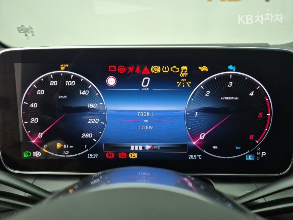 Mercedes-Benz GLC — miniaturë 7