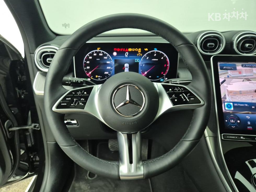 Mercedes-Benz GLC — miniaturë 9