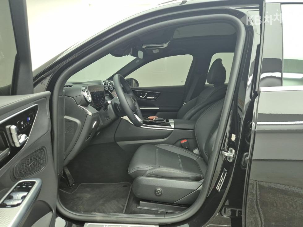 Mercedes-Benz GLC — miniaturë 11