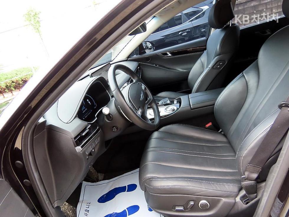 Genesis G80 — miniaturë 5