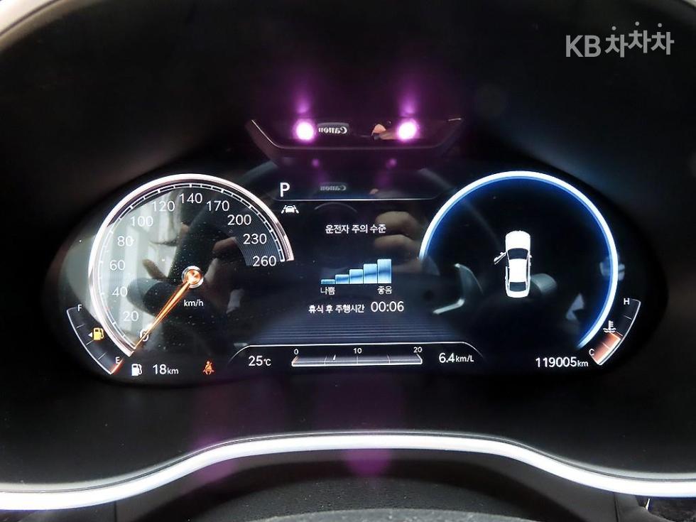 Genesis G80 — miniaturë 9