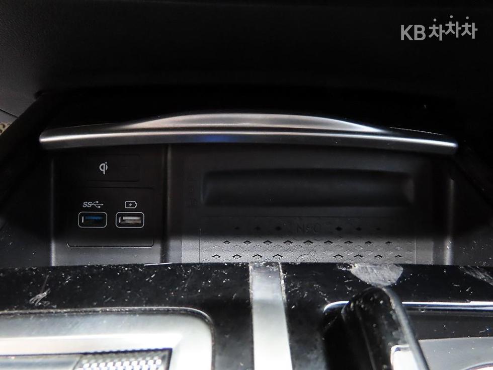 Genesis G80 — miniaturë 16