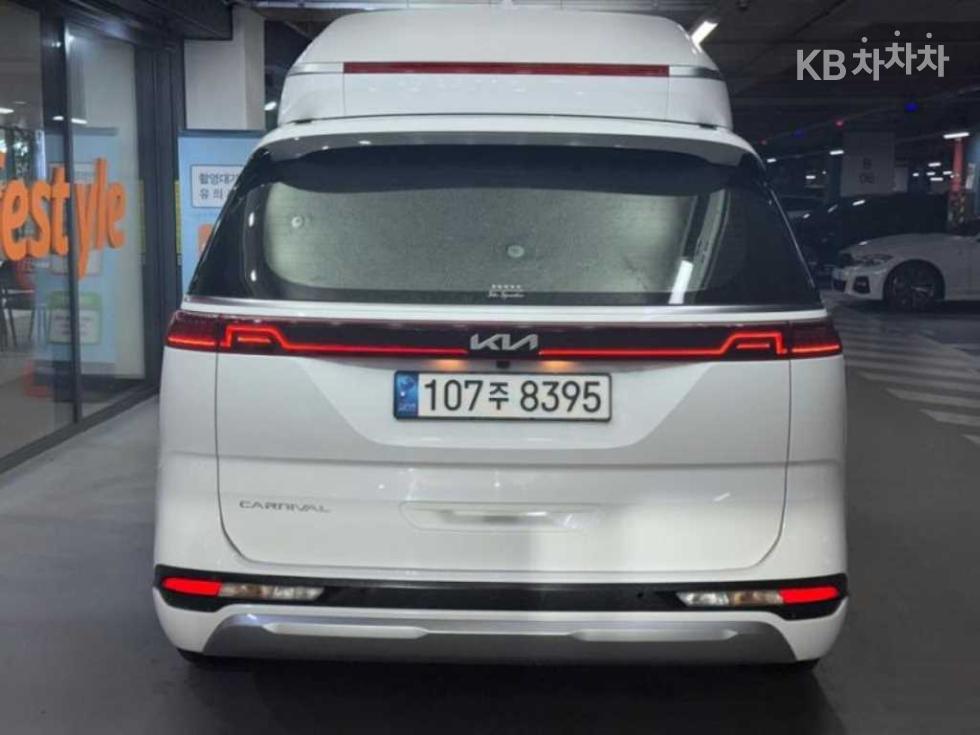 Kia Carnival — miniaturë 5