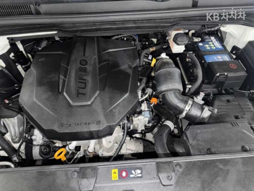 Kia Carnival — miniaturë 19