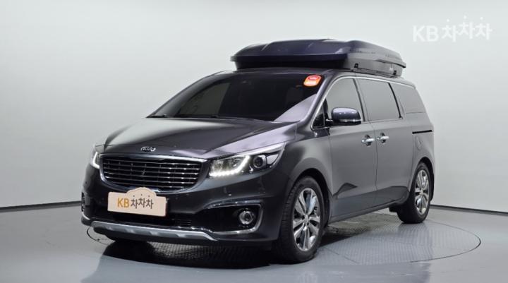 Kia Carnival 9인승 2.2 디젤 — foto 1