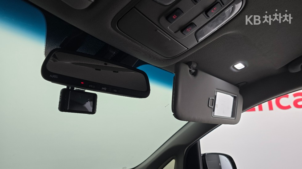Kia Carnival — miniaturë 18