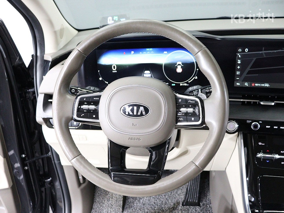 Kia Carnival — miniaturë 14