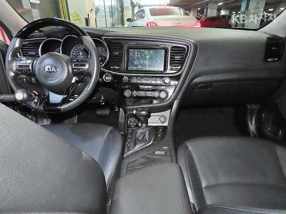 Kia K5 — miniaturë 10