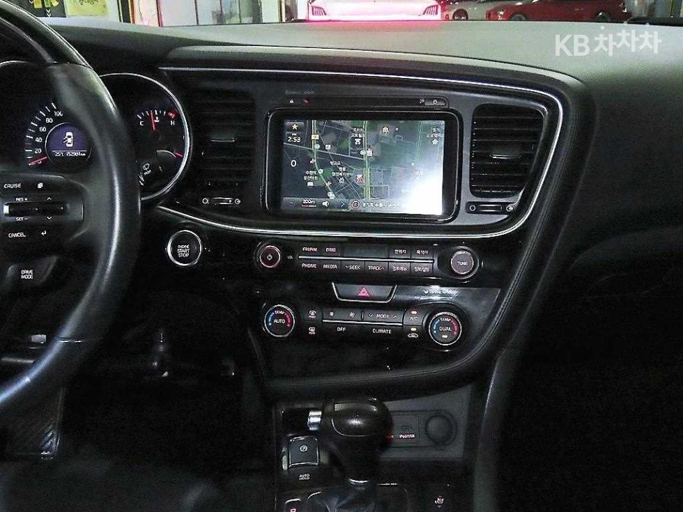 Kia K5 — miniaturë 11