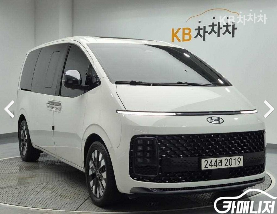 Hyundai Staria — miniaturë 3