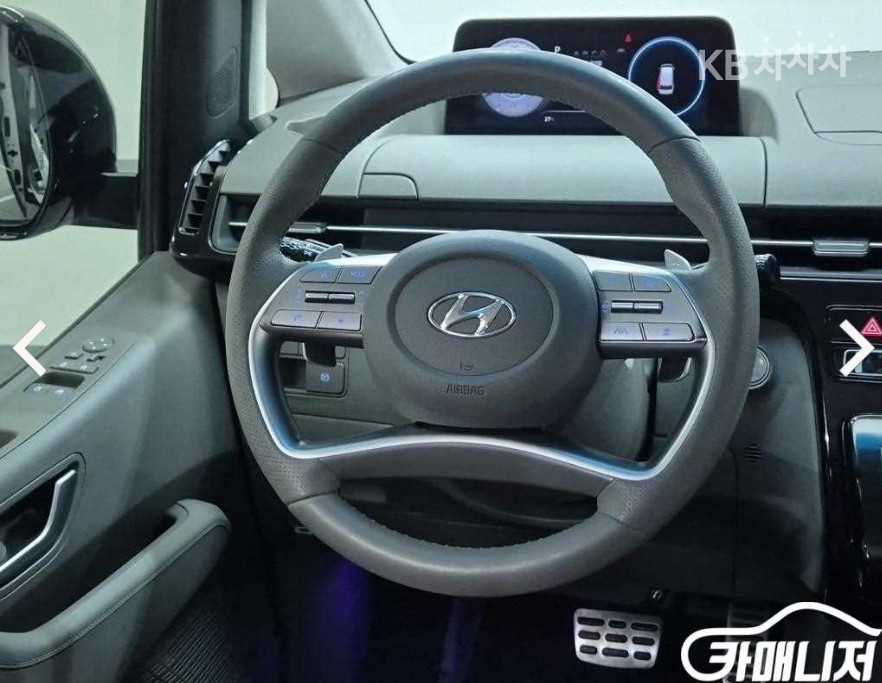 Hyundai Staria — miniaturë 7