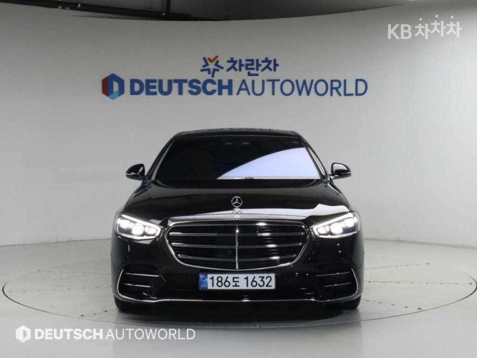 Mercedes-Benz S-klasse — miniaturë 3