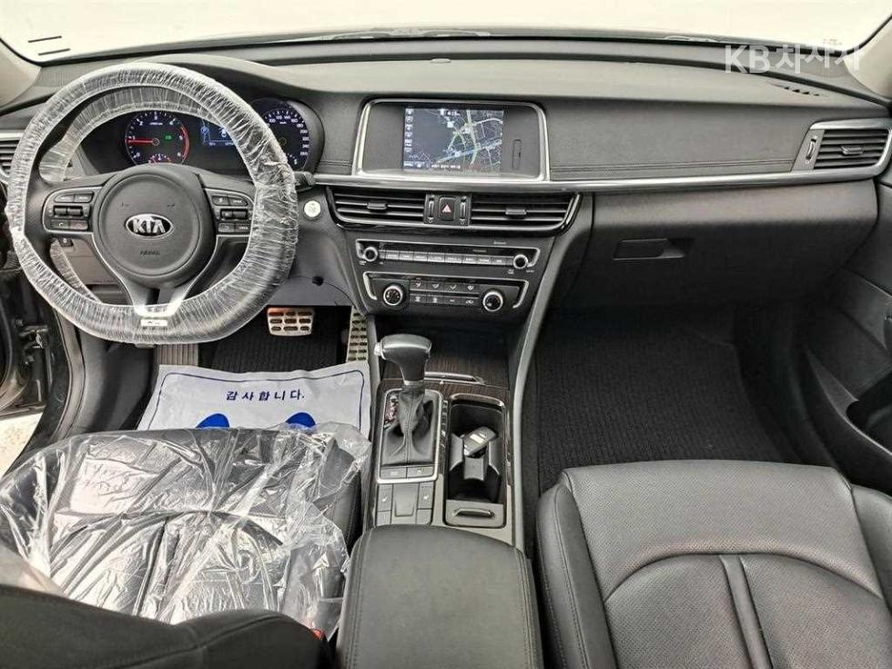 Kia K5 — miniaturë 6