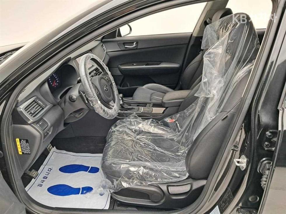 Kia K5 — miniaturë 11