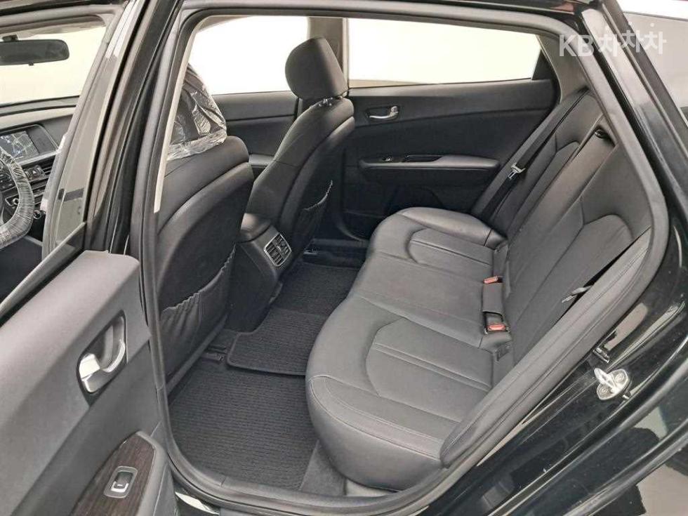 Kia K5 — miniaturë 12