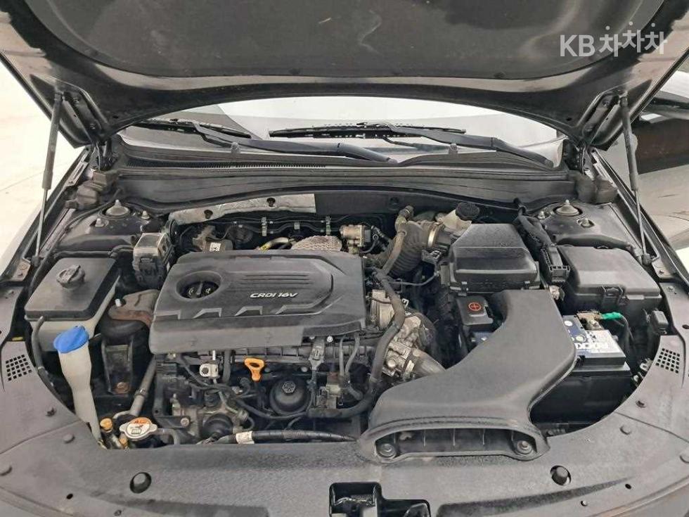 Kia K5 — miniaturë 18